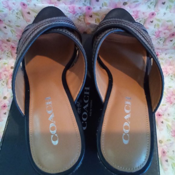COACH ~ FLORENTINE WEDGE SANDALS ~ Size : 9 - Picture 4 of 5